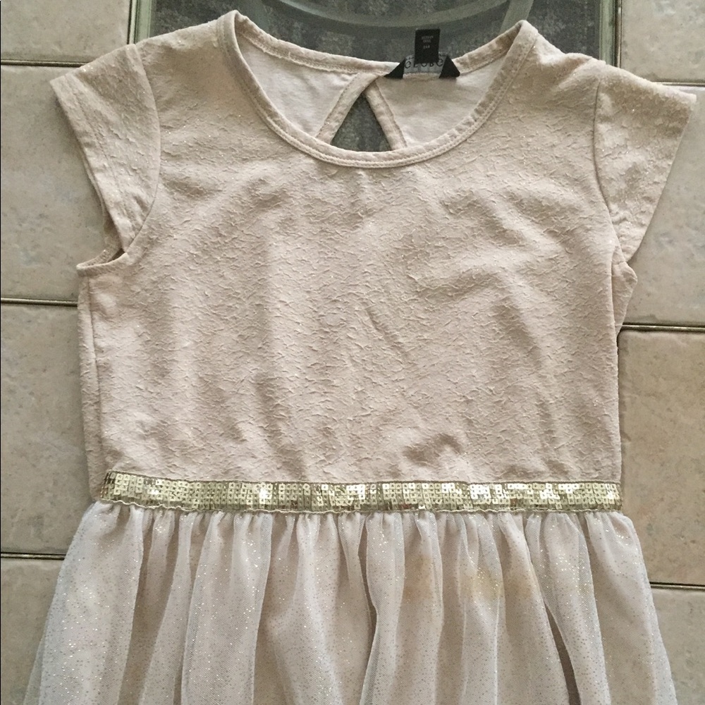 Girls dress